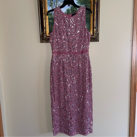 Mac Duggal Geometric Patterned Sequin Midi Cocktail Dress - Picture 4 of 8